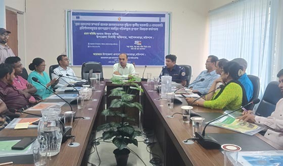 আগৈলঝাড়ায় গ্রাম আদালত বিষয়ে জনসচেতনতা বৃদ্ধি কর্মশালা