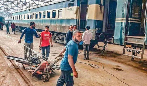 ঈদে যাত্রিদের সুবিধার্থে সৈয়দপুর রেলওয়ে কারখানায় তৈরি হচ্ছে বাড়তি কোচ