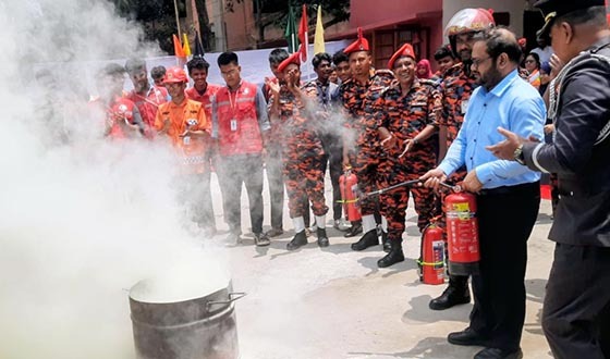 চাঁদপুরে ‘ফায়ার সার্ভিস ও সিভিল ডিফেন্স’ সপ্তাহের উদ্বোধন