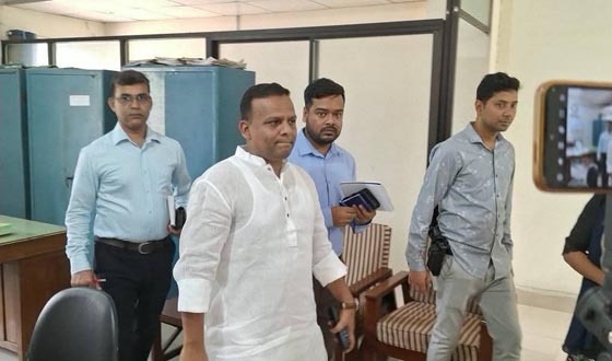 বরিশালে বিআইডব্লিউটিএ’র ১৩ কর্মকর্তাকে বদলী