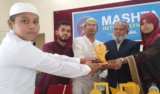 ধামইরহাটে কৃতি শিক্ষার্থীদের সংবর্ধনা প্রদান