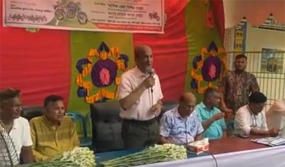 তারাগুনিয়ায় মোটরসাইকেল হাটের উদ্বোধন