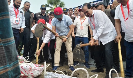 বাবার খনন করা খাল ৪৭ বছর পর উদ্বোধন করলেন প্রধানমন্ত্রী