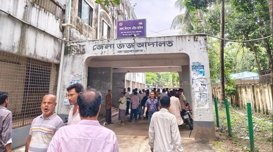 কক্সবাজার আদালত চত্বরে প্রকাশ্যে গুলি, বিএনপি নেতাকে হত্যাচেষ্টা