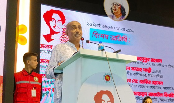 প্রধানমন্ত্রী বিশ্বাস করেন জনগনের টাকায় বিলাসিতা নয়: আইনমন্ত্রী