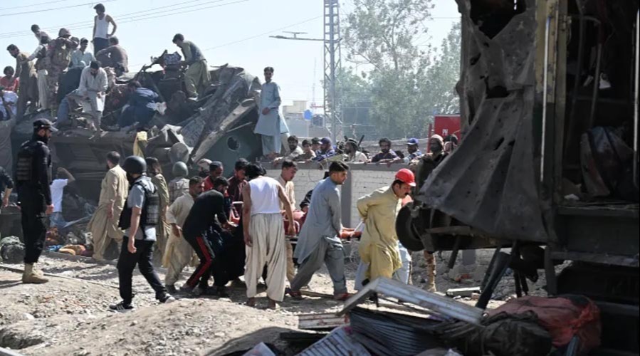 storage/2026/may/24/news/quetta-train-blast-balochistan-eid-attack-pakistan-2026_6a12c5ab008f0-1779615147.jpg