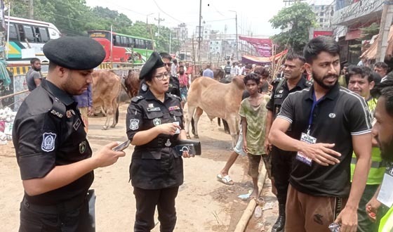 পশুর হাট এবং ঈদযাত্রা নিবির্ঘ্ন করতে বিশেষ নিরাপত্তা ব্যবস্থা জোরদার করেছে র‌্যাব-১০