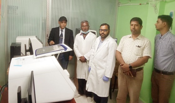 জাবিপ্রবি’ ভিসির গবেষণাসেল পরিদর্শন