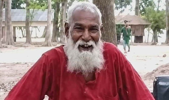 মাগরিবের নামাজ শেষ করে ঘরে ফেরার পথে সড়ক দূর্টনায় বৃদ্ধার মৃত্যু