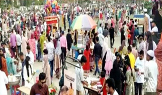 ঈদের দ্বিতীয় দিনে বিনোদন কেন্দ্রে তিল ধারণের ঠাই নেই