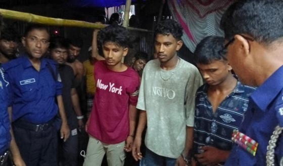 কলাপাড়ায় কিশোরকে কুপিয়ে হত্যা, জিজ্ঞাসাবাদের জন্য আটক ৩