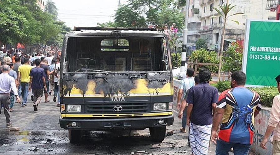 মিরপুরে উচ্ছেদ অভিযানে ভাঙচুর-আগুন, চার মামলায় আসামি প্রায় ২ হাজার