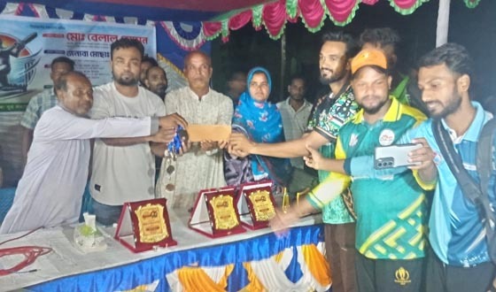 বিরলে দিনব্যাপী ক্রিকেট টুর্নামেন্ট অনুষ্ঠিত