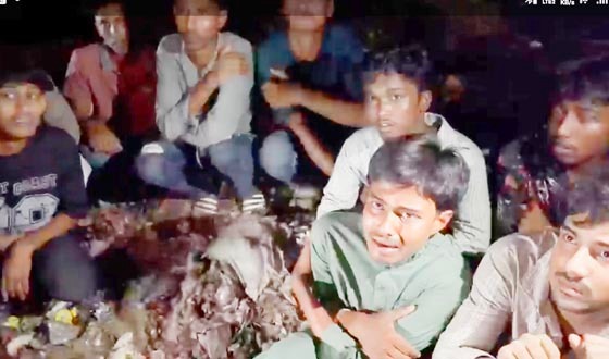 ‘জয় বাংলা’ স্লোগান দেওয়ায় ৯ ছাত্রলীগ কর্মী-সমর্থক আটক