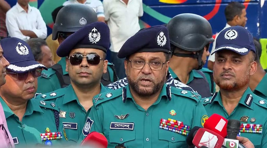তিন মাসের মধ্যে গুলিস্তান-ফুলবাড়িয়ার টার্মিনাল স্থানান্তর করা হবে: ডিএমপি কমিশনার