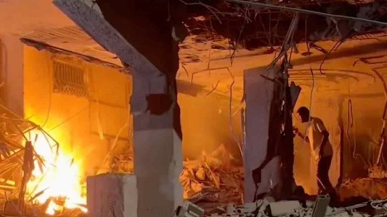 গাজায় আবাসিক ভবনে ইসরায়েলি হামলায় ৫ জন নিহত