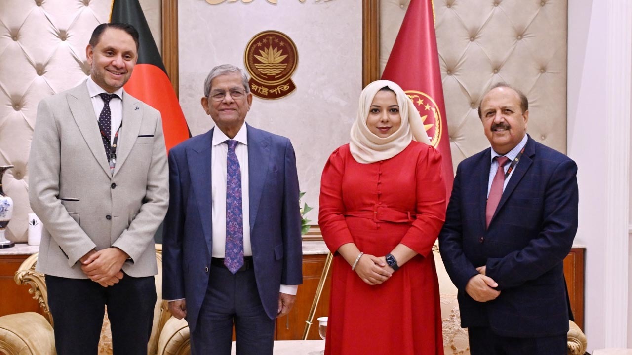 বাংলাদেশে বিনিয়োগ ও সংসদীয় সম্পর্ক জোরদারে ব্রিটিশ আইনপ্রণেতাদের আহ্বান রাষ্ট্রপতির