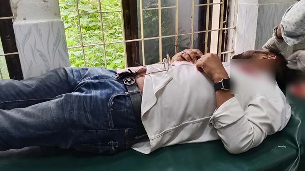 টঙ্গীতে সন্ত্রাসীদের হামলায় সাংবাদিক আহত