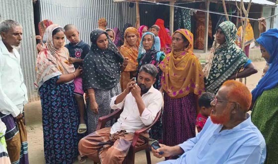 ঝিনাইদহে ব্যাটারিচালিত ভ্যানের ধাক্কায় ২ শিশু নিহত