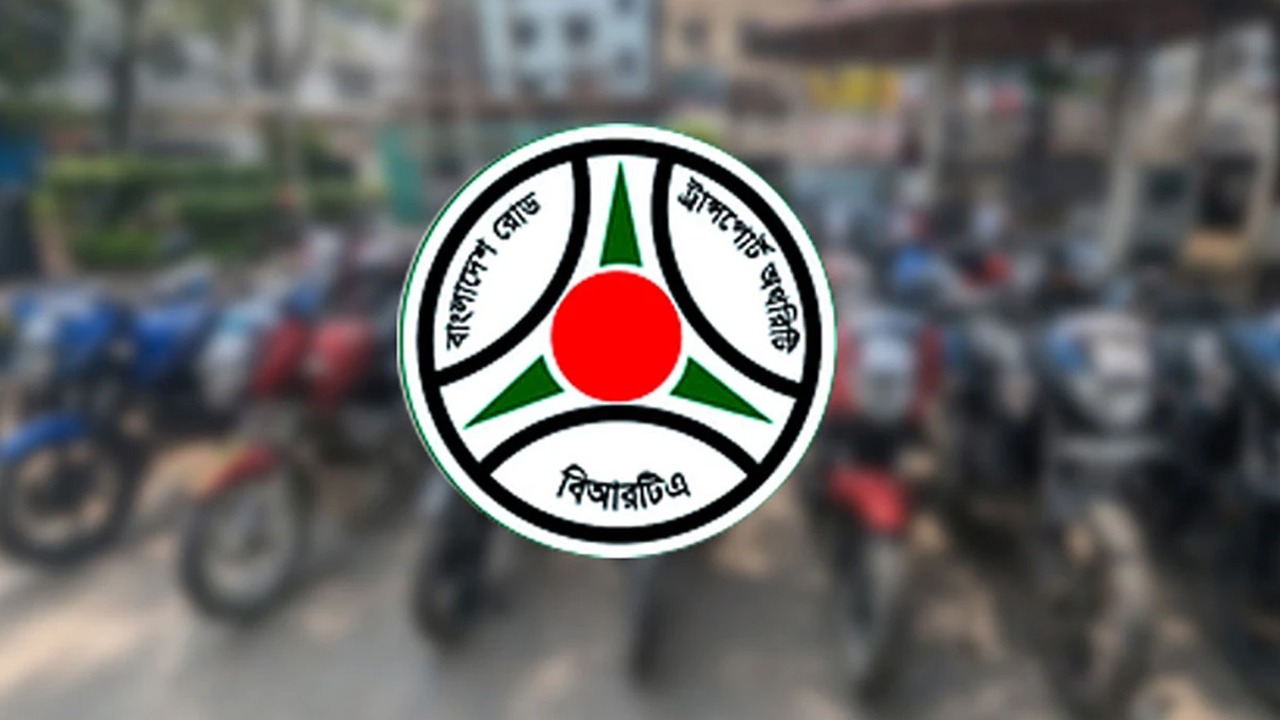 মোটরসাইকেলের সামনেও ম্যানুয়াল নম্বরপ্লেট বাধ্যতামূলক করল বিআরটিএ