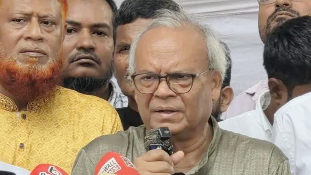রাজপথে বিরোধী দল নতুন নাটক শুরু করেছে : রিজভী