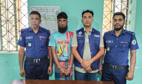 মুলাদীতে ৫০০ পিস ইয়াবাসহ মাদক ব্যবসায়ী গ্রেপ্তার
