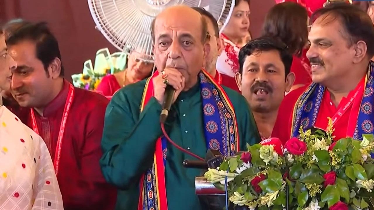 বাংলাদেশে উৎসবমুখর পরিবেশে দুর্গাপূজা হচ্ছে: ভারতীয় হাইকমিশনার