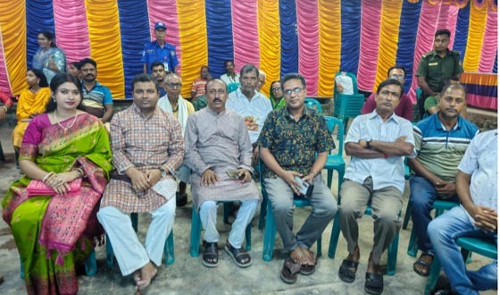 আশাশুনির ইউএনও'র ৪০টি পূজামণ্ডপ পরিদর্শন