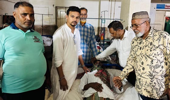 পিরোজপুরে বৃদ্ধ বিএনপি কর্মীকে মারধর আওয়ামীলীগ নেতা গ্রেপ্তার