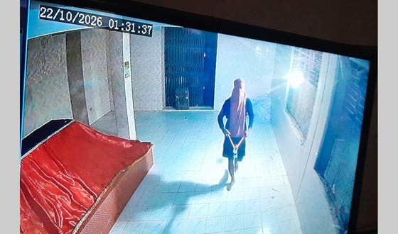 মাজারের সিন্দুক ও মসজিদের দানবাক্স ভেঙে টাকা চুরি