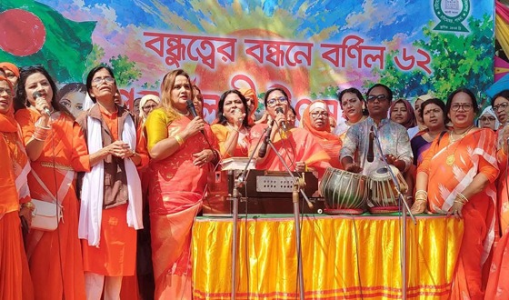 বর্নাঢ্য আয়োজনে চাটমোহর পাইলট বালিকা উচ্চ বিদ্যালয়ের দিনব্যাপী পুণর্মিলনী উৎসব