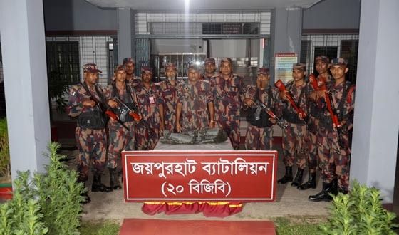 পাঁচবিবিতে  ৮৫ কেজি কষ্টিপাথরের মূর্তি উদ্ধার