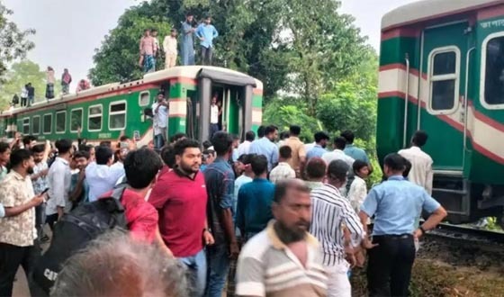গফরগাঁওয়ে আন্তঃনগর মোহনগঞ্জ এক্সপ্রেস ট্রেনের বগি বিচ্ছিন্ন
