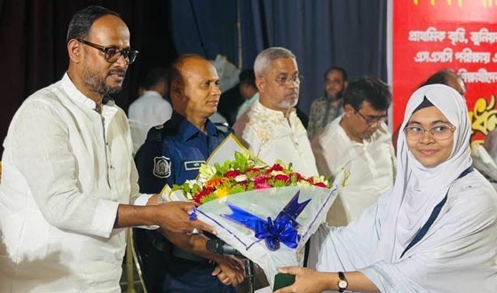 টাঙ্গাইলে বৃত্তি ও জিপিএ-৫ প্রাপ্ত ৫৬৬ শিক্ষার্থীকে সংবর্ধনা প্রদান