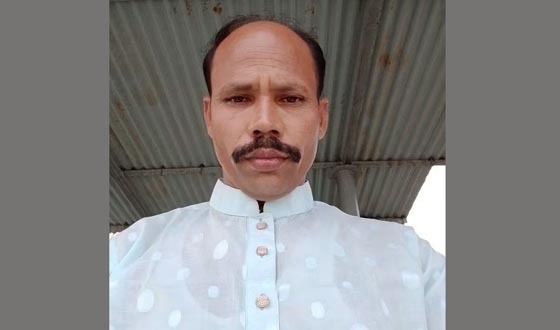 বাবুগঞ্জে বিএনপি নেতার হামলায় বৃদ্ধ আহত