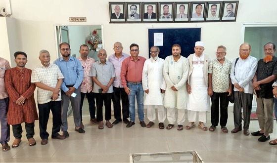 পেশাদারিত্ব ধরে রাখতে সাংবাদিকদের ঐক্যবদ্ধ হওয়ার আহ্বান