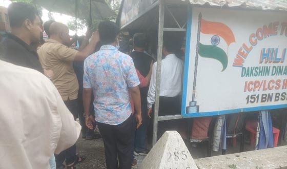 বাংলাদেশ-ভারতের ভ্রাতৃত্বপূর্ণ সম্পর্ক উন্নয়নে সর্বোচ্চ চেষ্টা অব্যাহত থাকবে: মনোজ কুমার