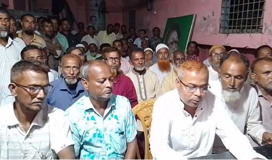 ধামইরহাটে ইউপি চেয়ারম্যান প্রার্থীর সংবাদ সম্মেলন