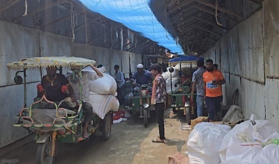 কুয়াকাটায় বিএনপি নেতাকর্মীদের বিরুদ্ধে দোকান দখলের অভিযোগ