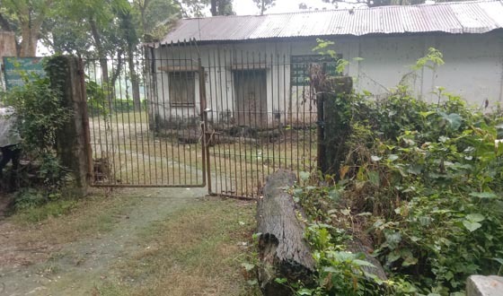 ক্ষেতলাল বন বিভাগ অফিসের বেহাল দশা, সংস্কারের অভাব