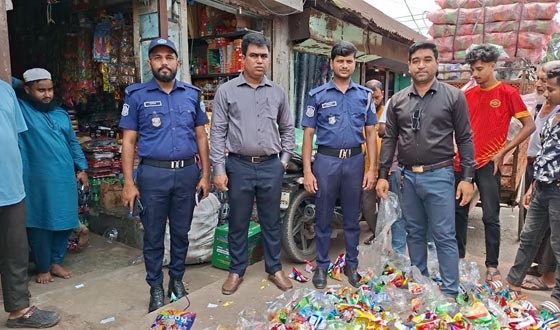 চাঁদপুরে মেয়াদোত্তীর্ণ ও অনুমোদনহীন শিশু খাদ্য বিক্রি, জরিমানা