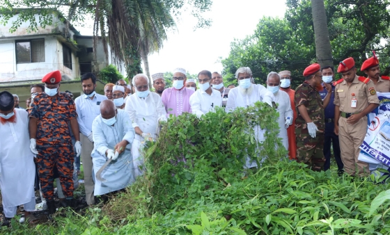 কাপাসিয়ায় "ডেঙ্গু প্রতিরোধ ও পরিচ্ছন্নতা অভিযান কর্মসূচির উদ্বোধন