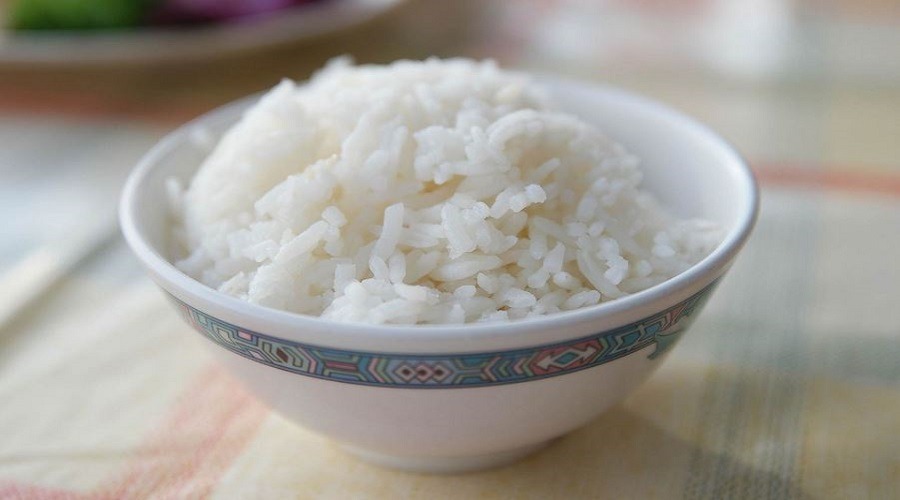 কতবার চাল ধুলে ভাত ঝরঝরে হয়?