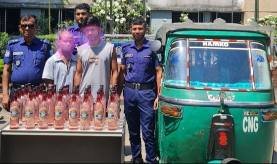 বড়লেখায় ভারতীয় ৪ গরু ও ৪০ লিটার মদসহ গ্রেপ্তার ৪
