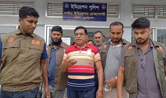 দর্শনা ইমিগ্রেশনে মেহেরপুর জেলা আ.লীগের সাধারণ সম্পাদক খালেক গ্রেপ্তার