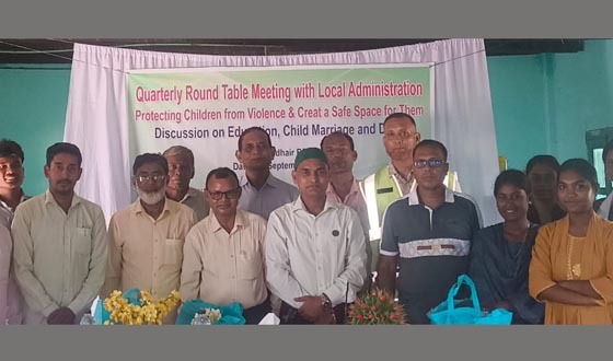 তানোরে শিক্ষা বাল্যবিবাহ ও মাদক নিয়ে গোলটেবিল বৈঠক