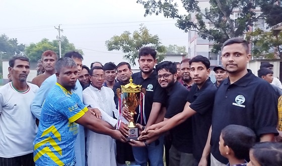 নড়াইলে তারুণ্যের মাদকবিরোধী ফুটবল ম্যাচ অনুষ্ঠিত