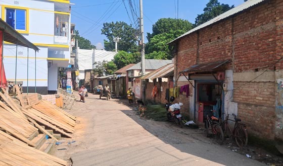 শেরপুরে প্রকাশ্যেই চলছে মাদকের লেনদেন