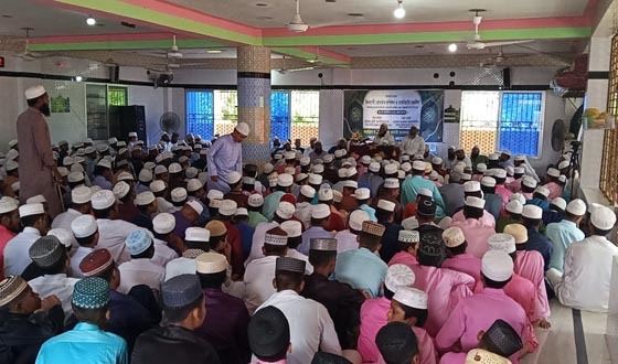 কলারোয়ায় কোরআন প্রশিক্ষণ ও তারবিয়াতি মজলিস অনুষ্ঠিত
