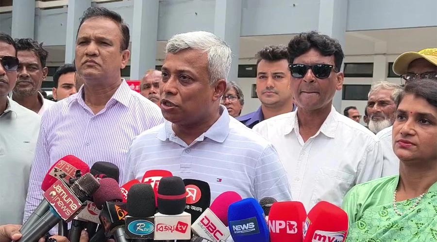 মধ্যপ্রাচ্যের সংকট কাটলে তেলের দাম কমানোর চেষ্টা করবে সরকার